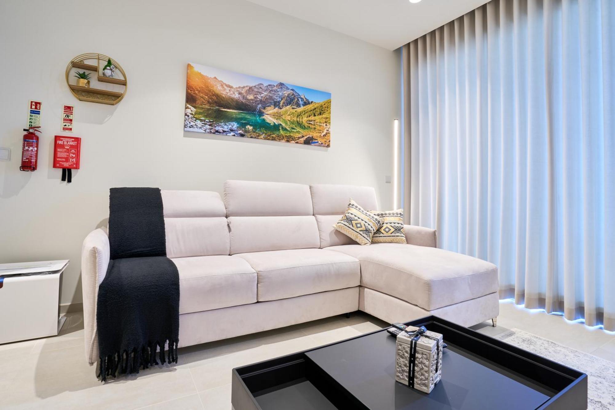 Skyline Seaview One-bedroom Haven * San Ġiljan